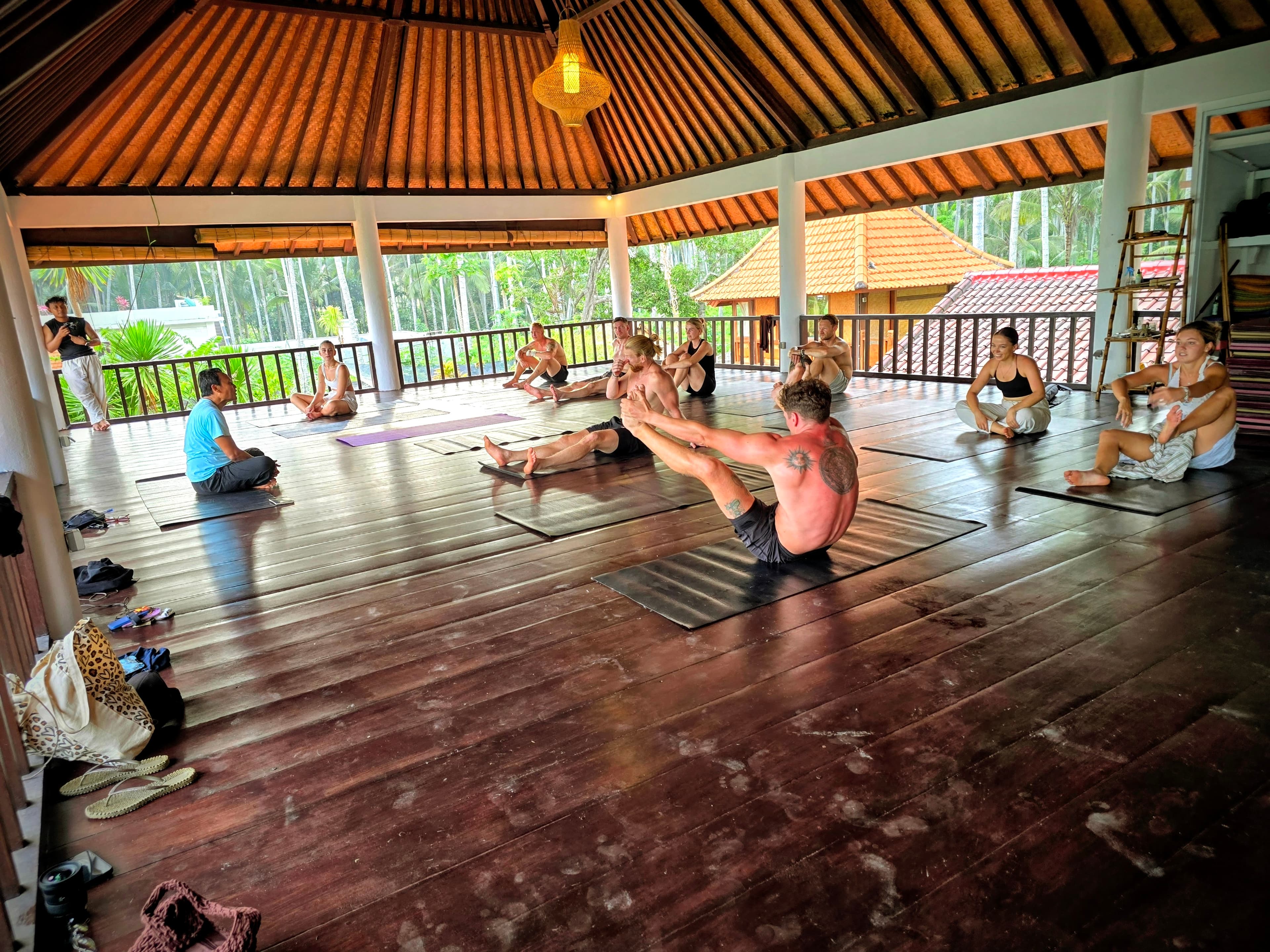 Agung Hotel Banner 4